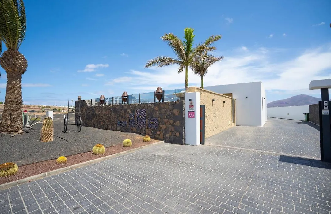 Sea Breeze Villas Lapa&Claca-1